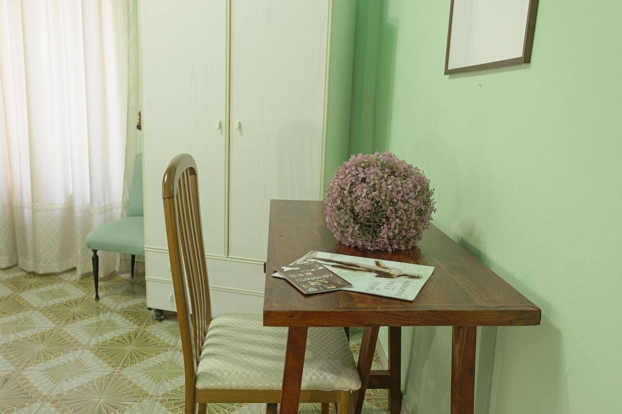 Il Mandorlo Bed & Breakfast Agrigento Dış mekan fotoğraf